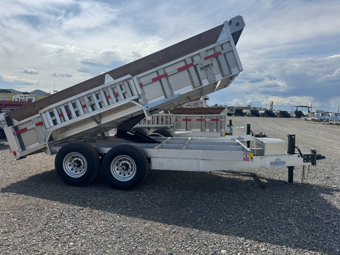 New 2026 Nordtek 14' Dump Trailer