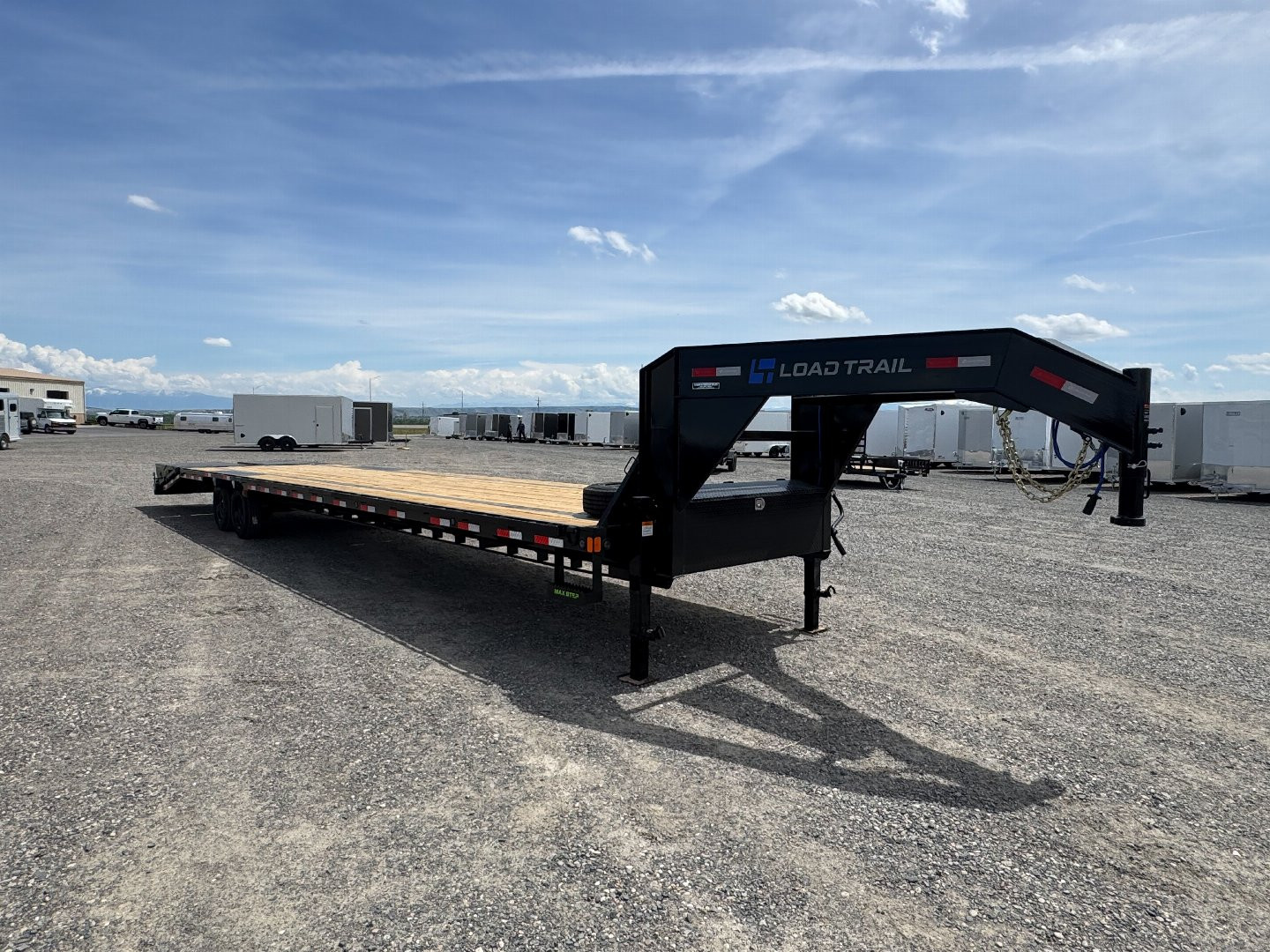 New 2025 Load Trail 28' GP Tandem Low Pro Flatbed GN