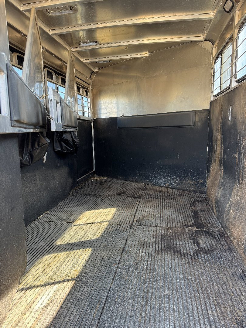 Used 2001 Custom Built 3H CUSTOM Horse Trailer