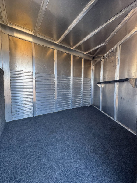 Used 2001 Custom Built 3H CUSTOM Horse Trailer