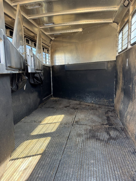 Used 2001 Custom Built 3H CUSTOM Horse Trailer