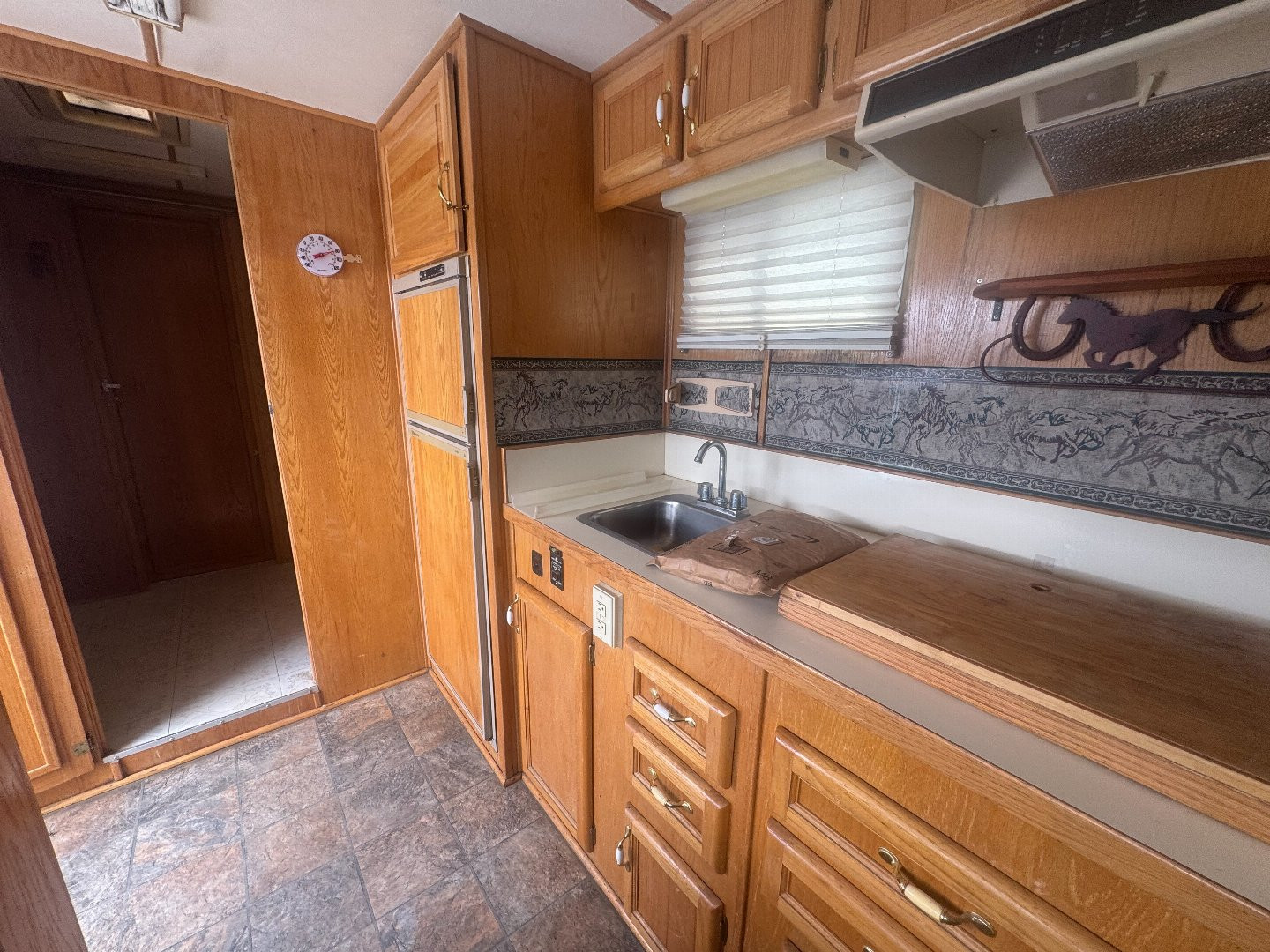 Used 1994 Sundowner 3H LQ Horse Trailer