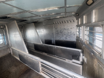 Used 1994 Sundowner 3H LQ Horse Trailer