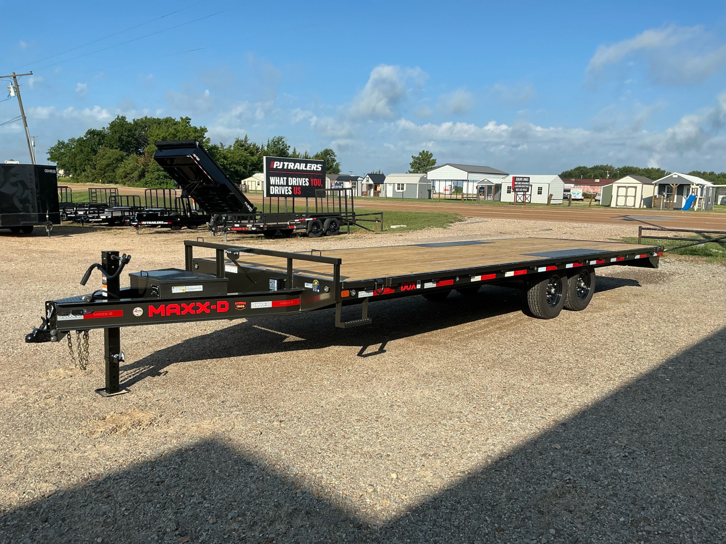 New 2026 MAXX-D 102”x24’ BP Deckover Flatbed – DOX
