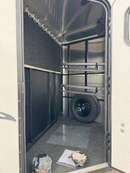 New 2024 LOGAN COACH 2H BP CROSSFIRE Horse Trailer