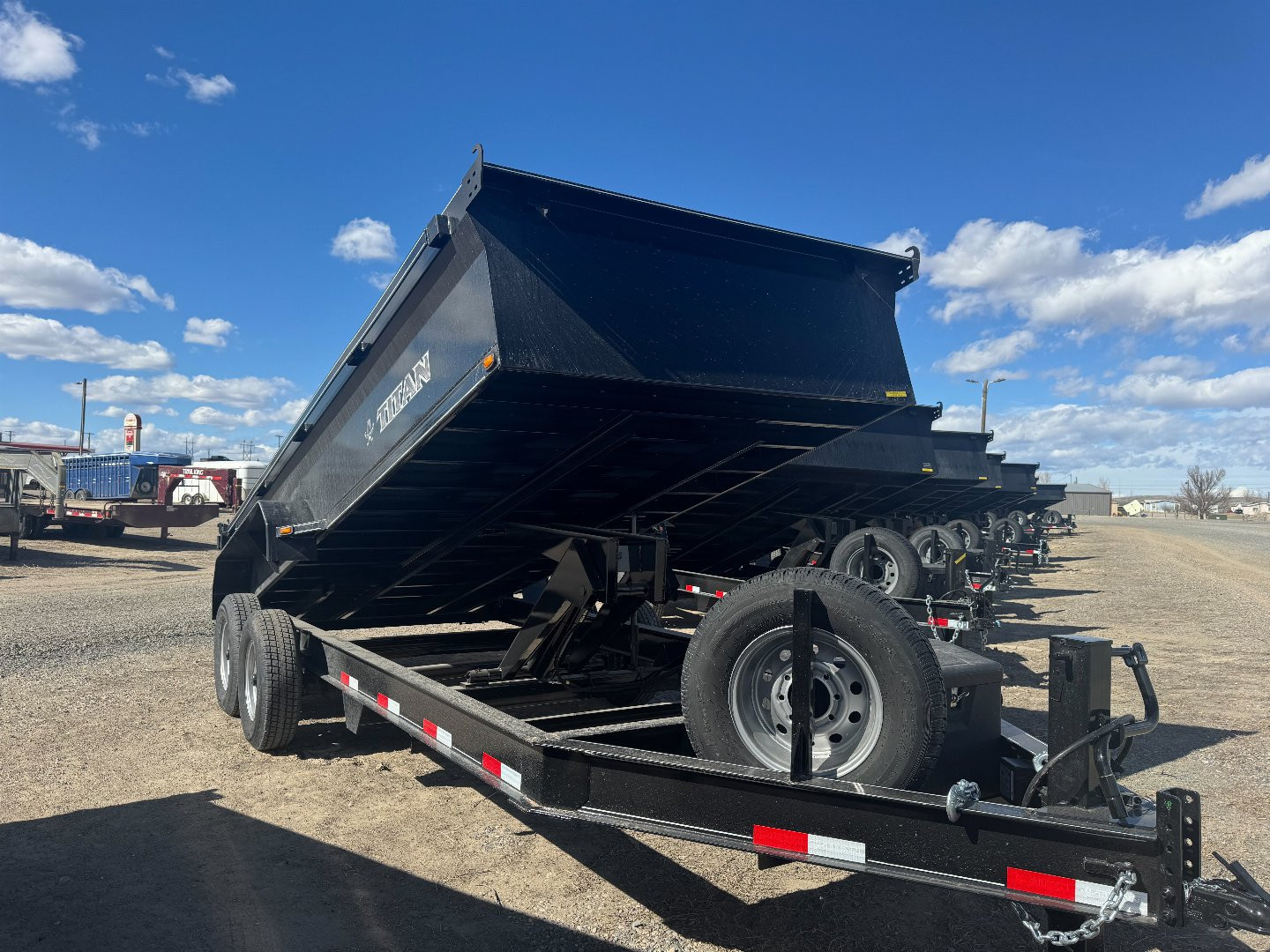 New 2025 Titan Trailer 16' BH Dump Trailer