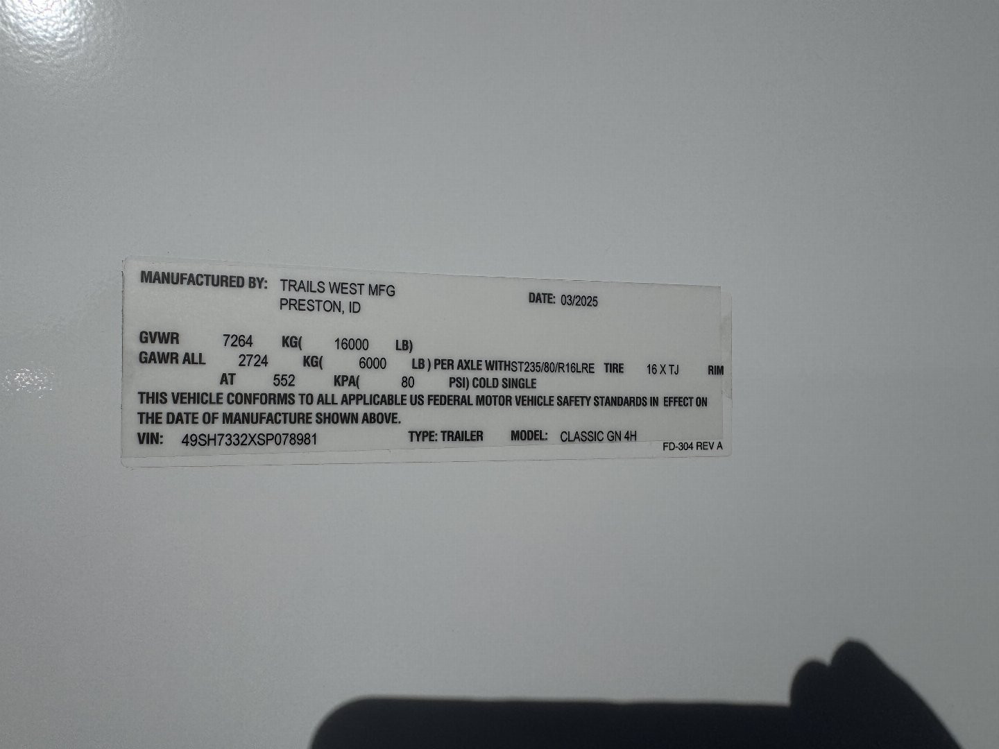 New 2025 Trails West CLASSIC 4H GN w/ COMFORT PKG