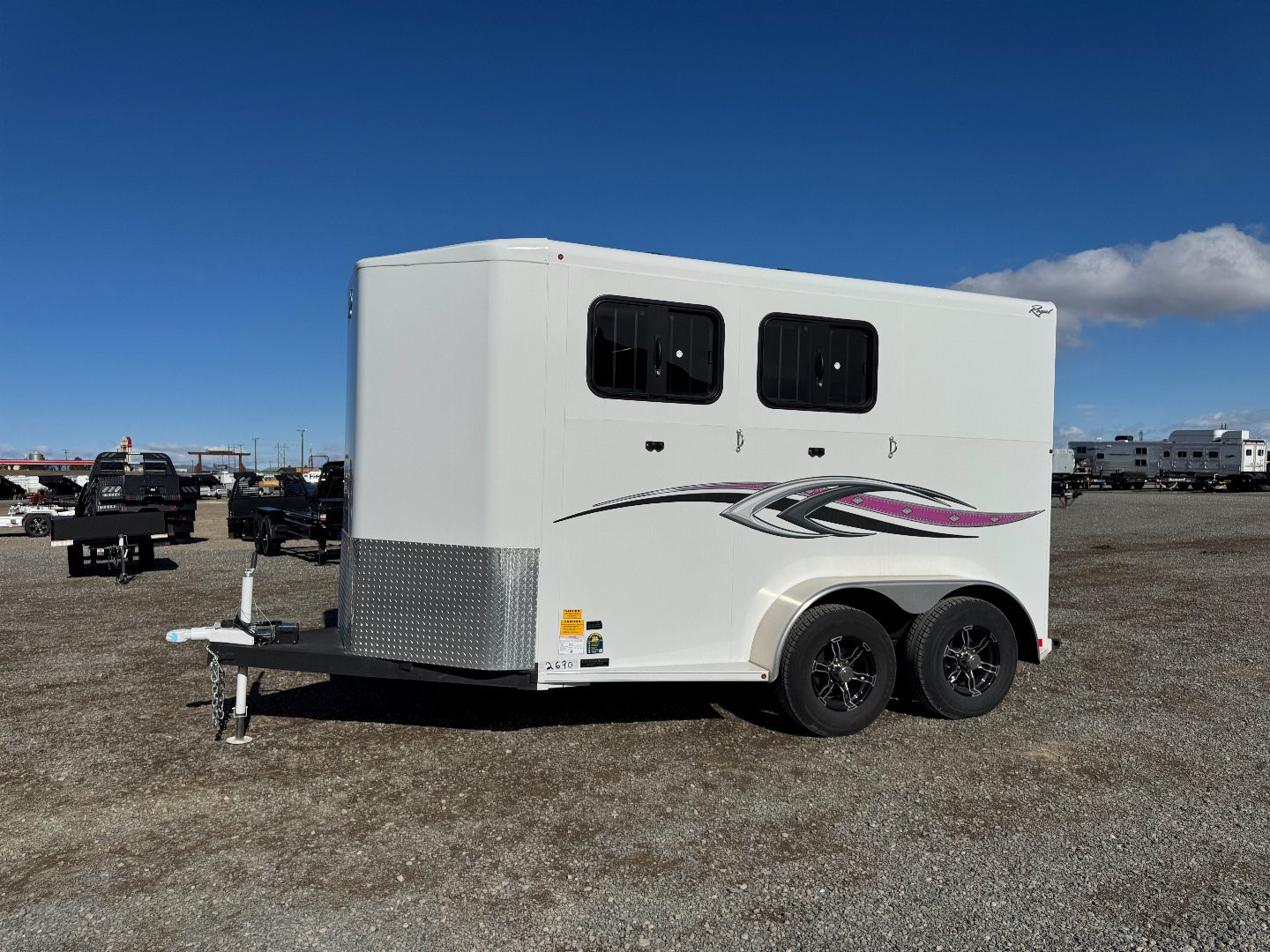 New 2025 Titan Trailer Royal BH II Horse Trailer