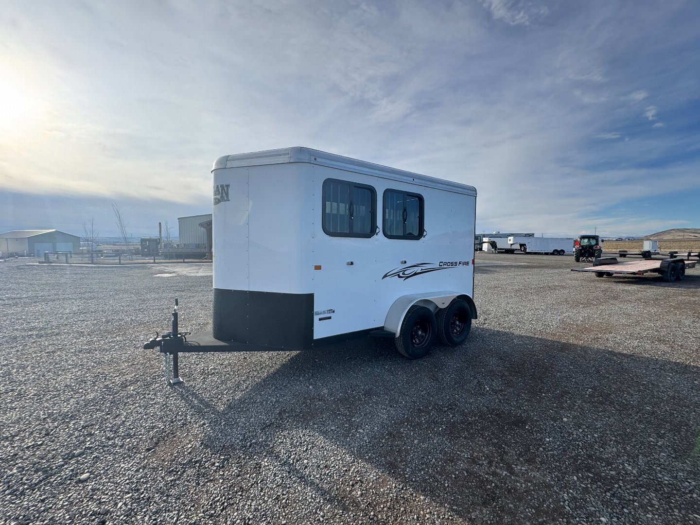 New 2024 LOGAN COACH 2H BP CROSSFIRE Horse Trailer