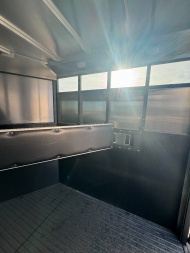 New 2024 LOGAN COACH 2H BP CROSSFIRE Horse Trailer