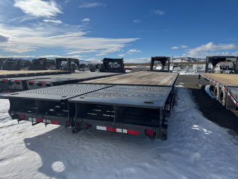 New 2025 TITAN 32' WIDE GLIDE TANDEM DUAL 20K