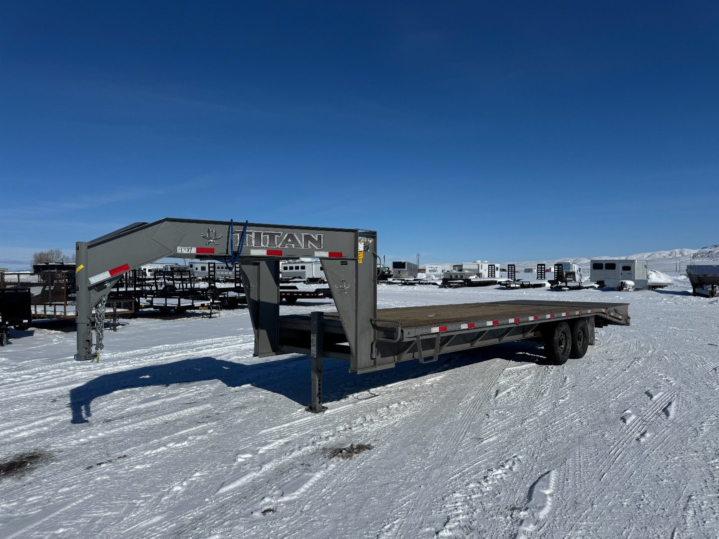 New 2025 TITAN 26' WIDE GLIDE 14K