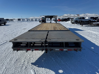 New 2025 TITAN 26' WIDE GLIDE 14K