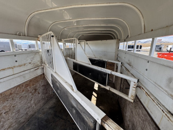 Used 2005 Thuro-Bilt Horse Trailer 4H