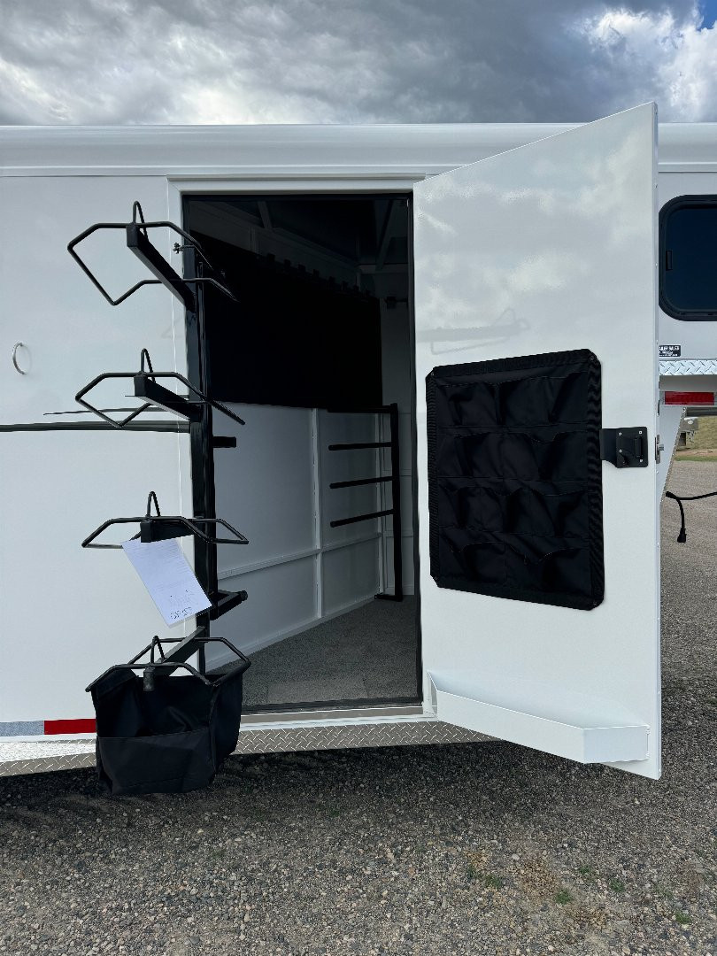 New 2024 Trails West 4H Adventure MX Horse Trailer GN