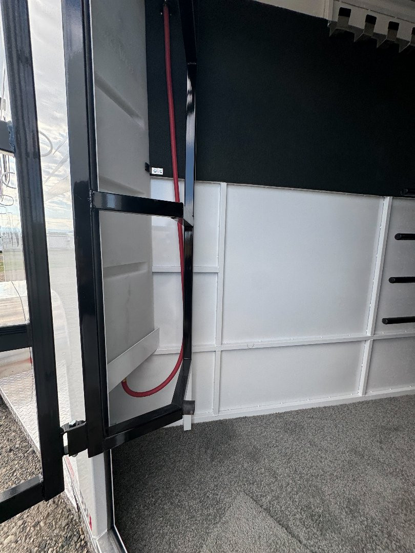 New 2024 Trails West 4H Adventure MX Horse Trailer GN