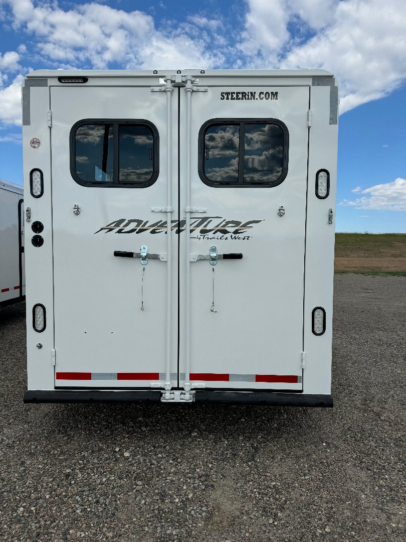 New 2024 Trails West 4H Adventure MX Horse Trailer GN