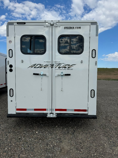 New 2024 Trails West 4H Adventure MX Horse Trailer GN