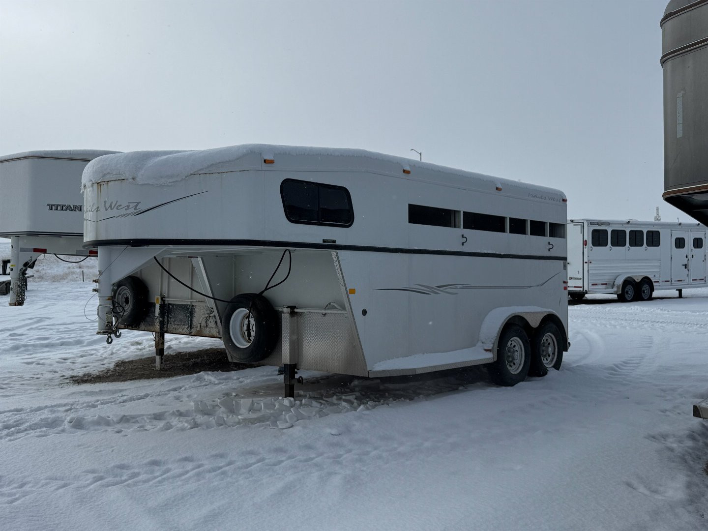 Used 2003 Trails West 2H Horse Trailer