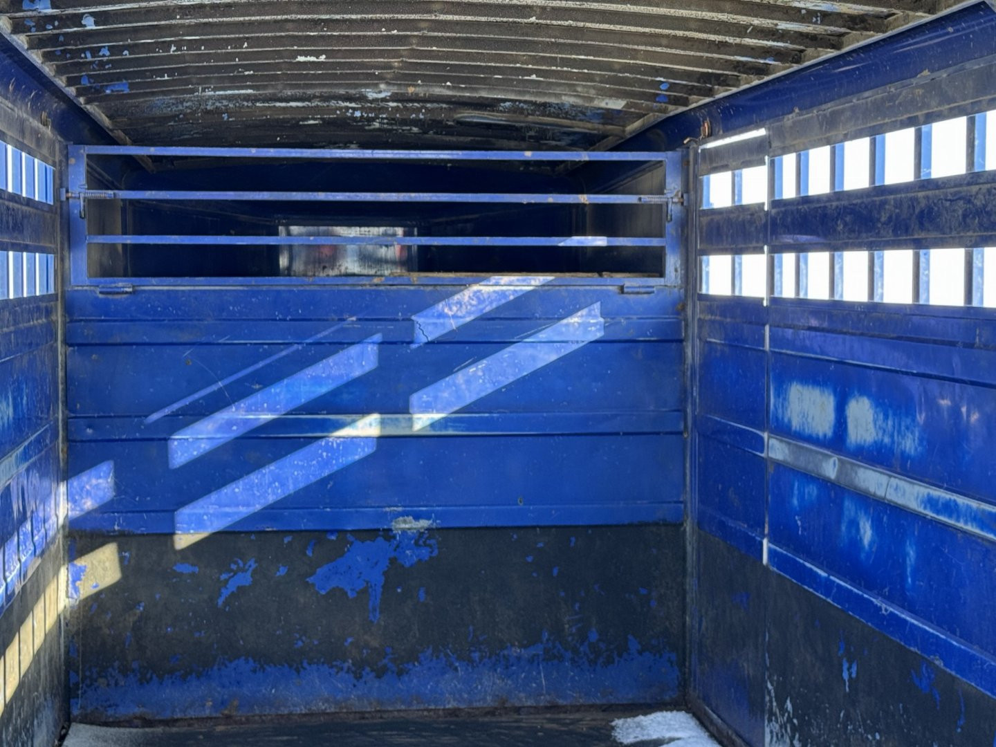 Used 2003 Titan Trailer 20 Stock Stock Combo Trailer