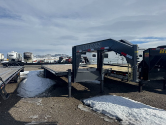 New 2025 TITAN 30' WIDE GLIDE TANDEM DUAL 20K