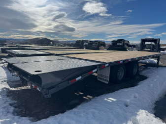 New 2025 TITAN 30' WIDE GLIDE TANDEM DUAL 20K