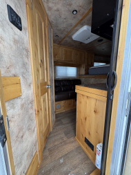 Used 2019 Logan Coach 18' STOCK LQ Stock / Stock Combo Trailer