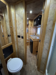 Used 2019 Logan Coach 18' STOCK LQ Stock / Stock Combo Trailer