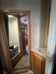 Used 2005 Classic 3H LQ Horse Trailer