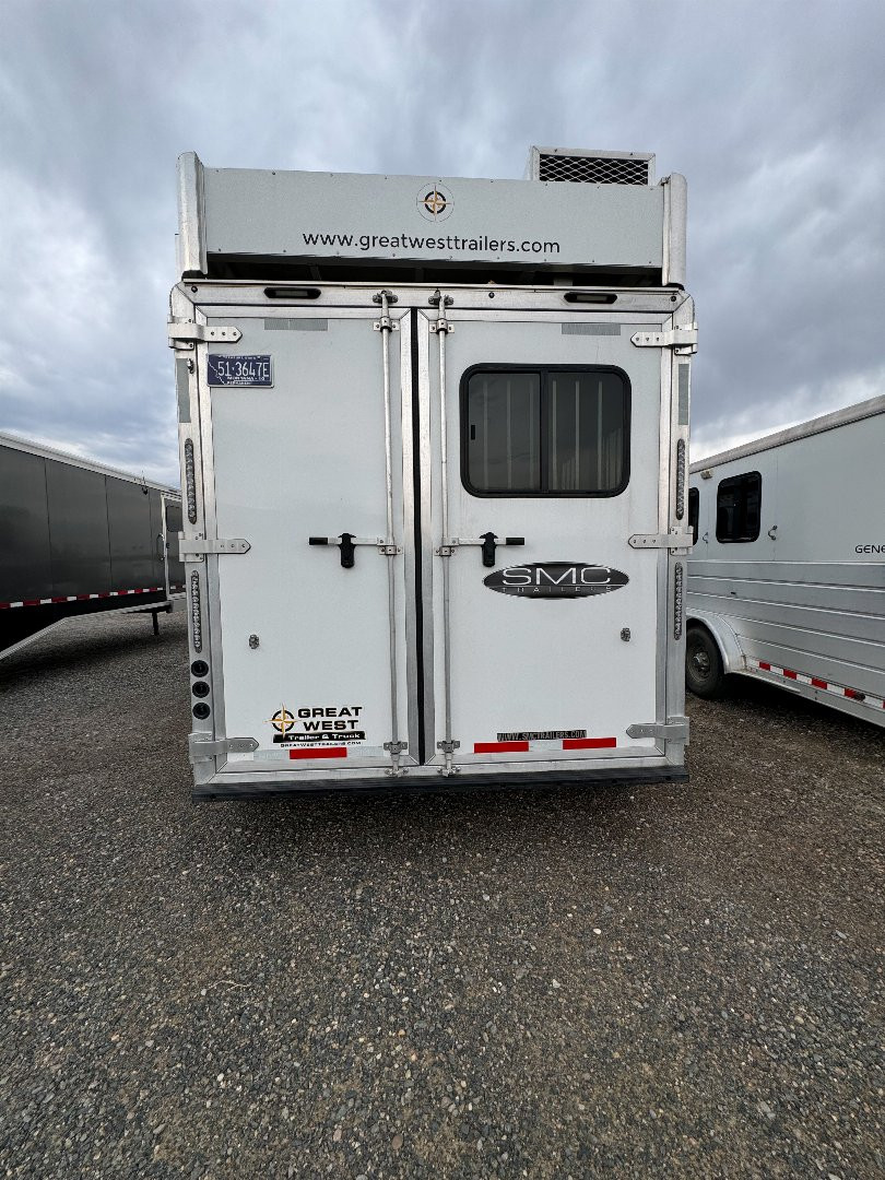 Used 2022 SMC Laramie 2H LQ Horse Trailer