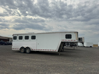 Used 2007 Kiefer Built 4H Genesis GN Horse Trailer