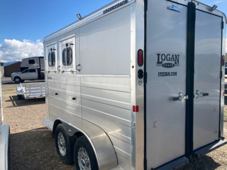 New 2024 LOGAN COACH 2H BULLSEYE BH HORSE TRL
