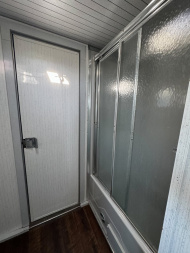 Used 1995 Featherlite Trailers 3H LQ Horse Trailer