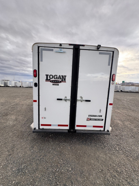 Used 2024 LOGAN COACH Bullseye 3H GN Horse Trailer
