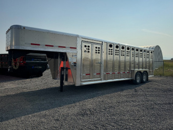 New 2025 WILSON 24' RANCH HAND STOCK TRAILER