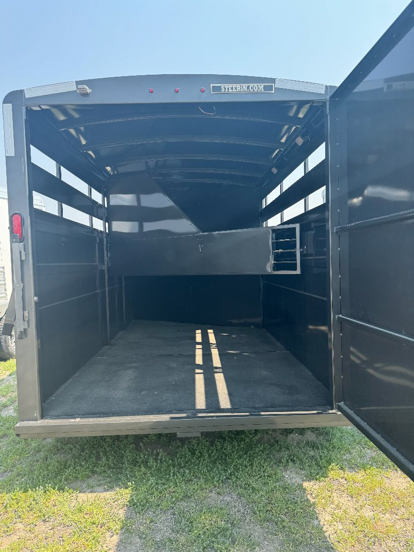 New 2024 Titan 3H Primo