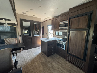 Used 2019 Jayco EAGLE Fifth Wheel