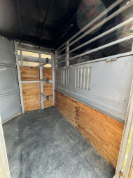 Used 1994 Titan Trailer 20' Stock Combo