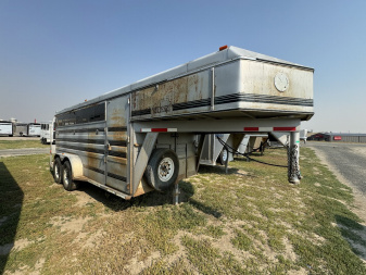 Used 1994 Titan Trailer 20' Stock Combo