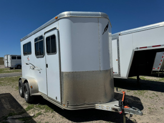 Used 2003 Featherlite Trailers 2H BP STRAIGT LOAD Horse Trailer