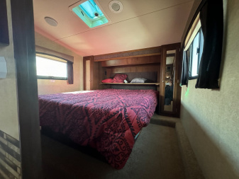Used 2014 Keystone RV MONTANA Fifth Wheel