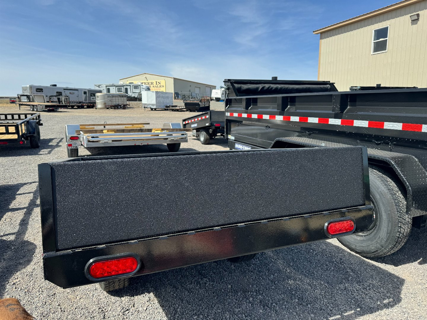 New 2024 SURE-TRAC 4.5x8 Utility Dump Dump Trailer