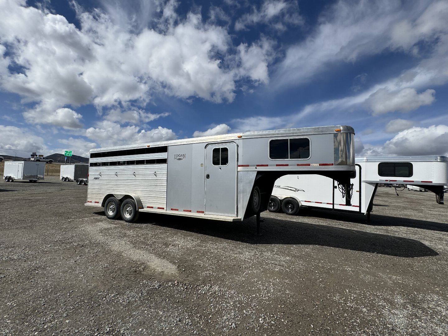 Used 2009 Logan Coach 4H Razor GN Horse Trailer for sale in Three Forks, MT