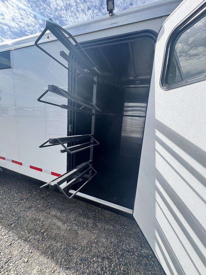 New 2024 LOGAN COACH 4H GN CROSSFIRE