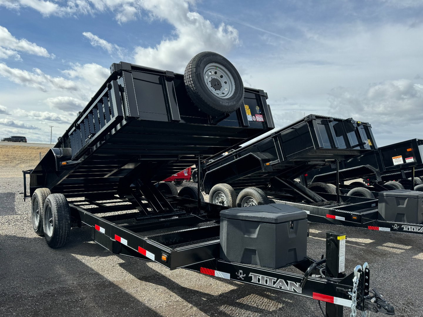 New 2024 Titan Trailer 14' DUMP TRAILER