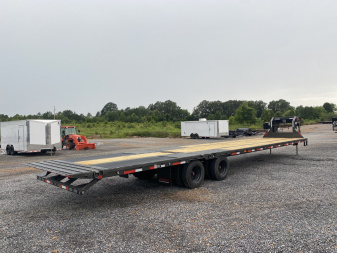 New 2026 MAXXD 40' x 102" 30k Hyd Dove Gooseneck Trailer