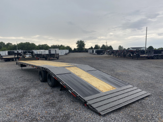 New 2026 MAXXD 40' x 102" 30k Hyd Dove Gooseneck Trailer