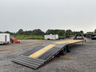 New 2026 MAXXD 40' x 102" 30k Hyd Dove Gooseneck Trailer