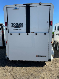 New 2023 LOGAN COACH 2H BULLSEYE STRAIGHT LOAD Horse Trailer