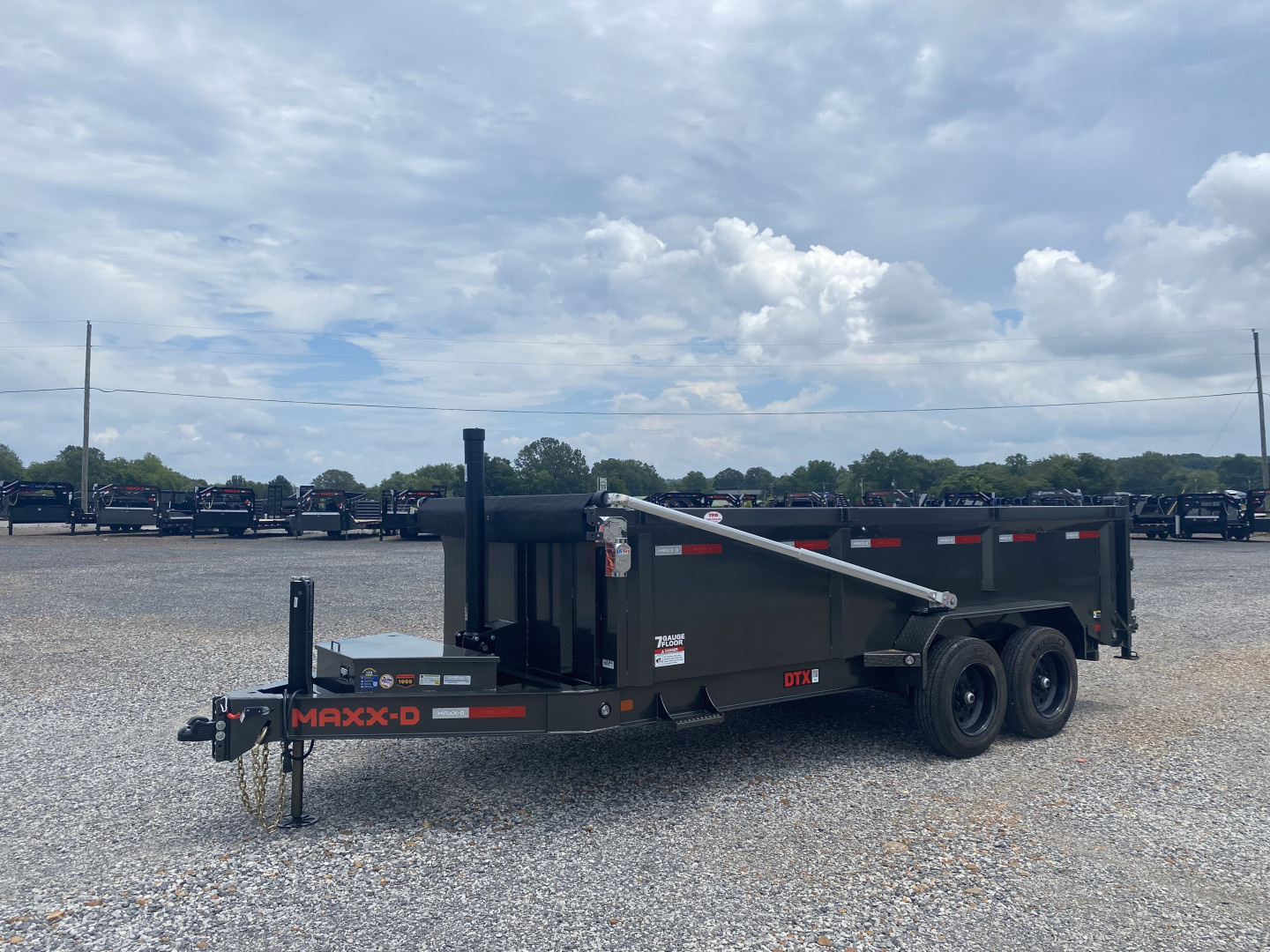 New 2026 MAXXD Dump Trailer | 16' x 83" 17.5K GVWR